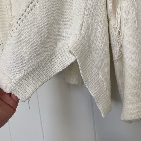 New Boho Chic Sweater - Picture 4 of 7